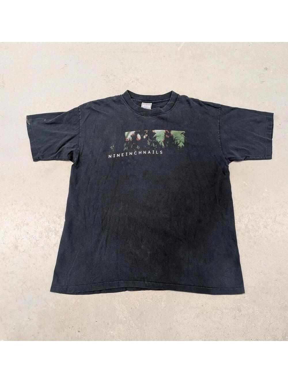Vintage 90s Nine Inch Nails NIN The Fragile Album T-shirt